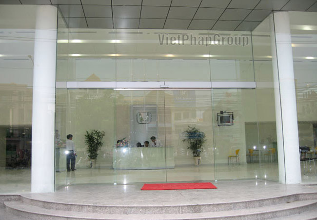 Cửa kính tự động Hàn Quốc - Cửa Việt Pháp - Công Ty Cổ Phần Đầu Tư và Phát Triển Thương Mại Việt Pháp